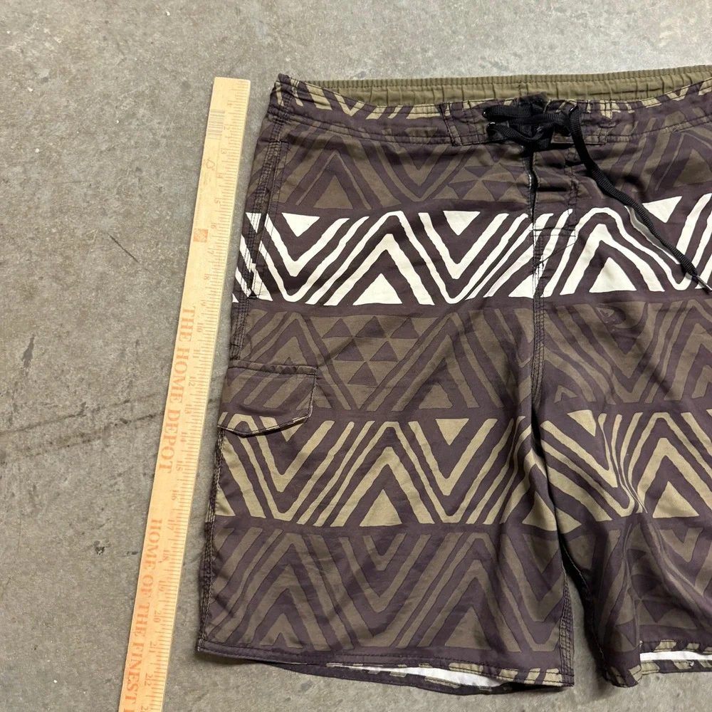 Quiksilver Mens Brown Tribal Geometric‎ Board Shorts Swim Trunks Size Large L